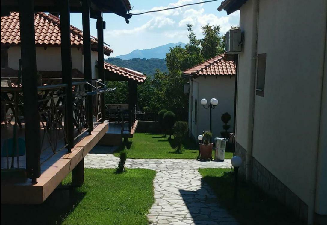 Karyon Apartments Kariófiton Exterior foto